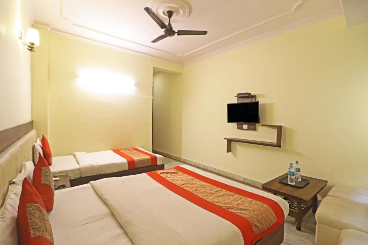 Silver Shine New Delhi - Comfort Stay エクステリア 写真