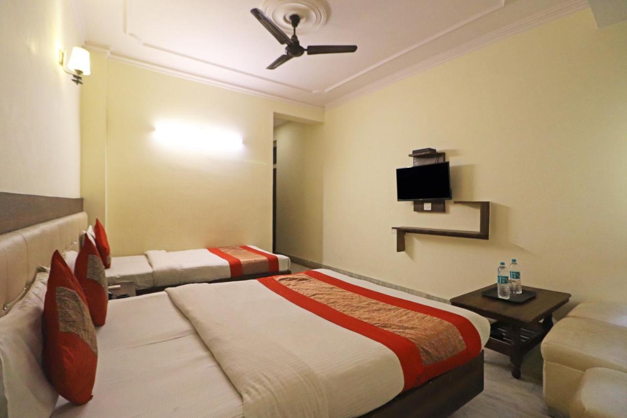 Silver Shine New Delhi - Comfort Stay エクステリア 写真