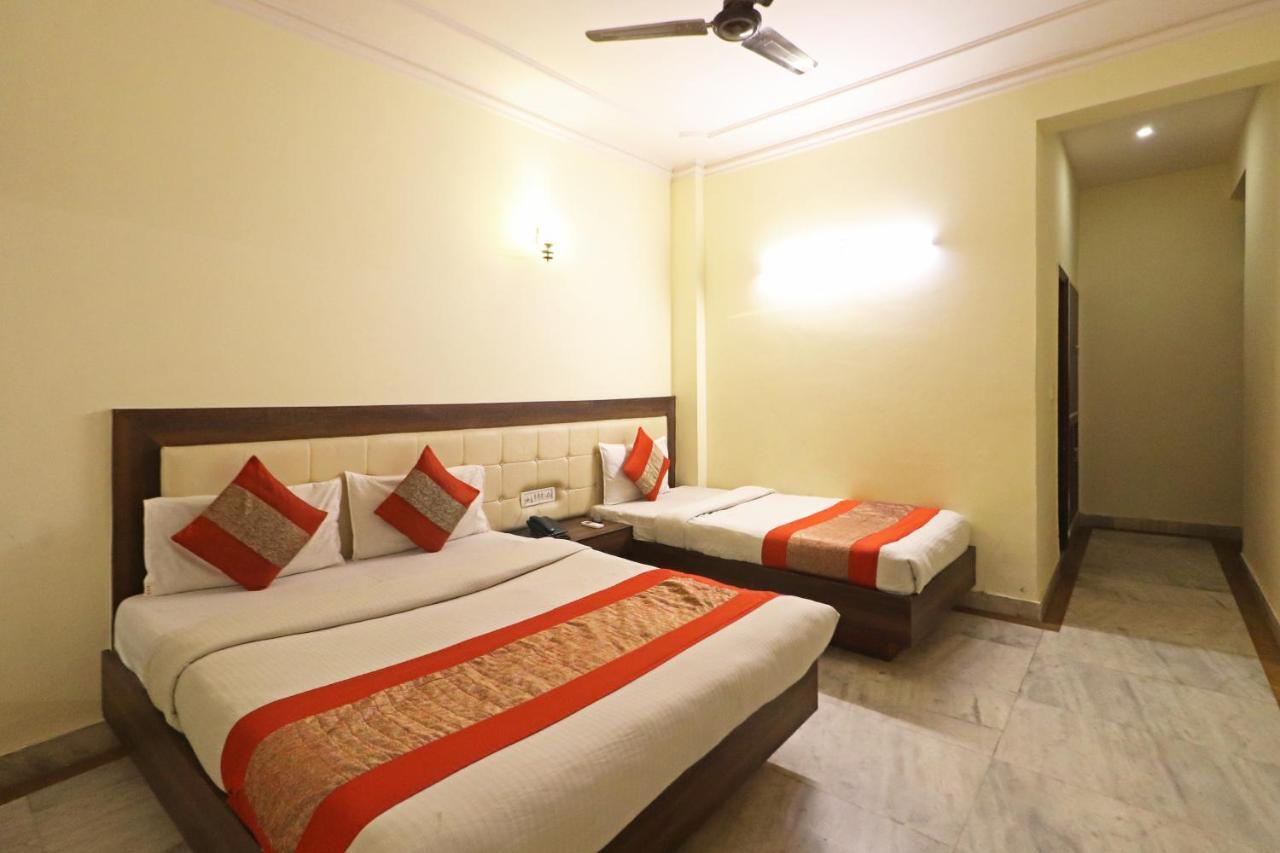 Silver Shine New Delhi - Comfort Stay エクステリア 写真