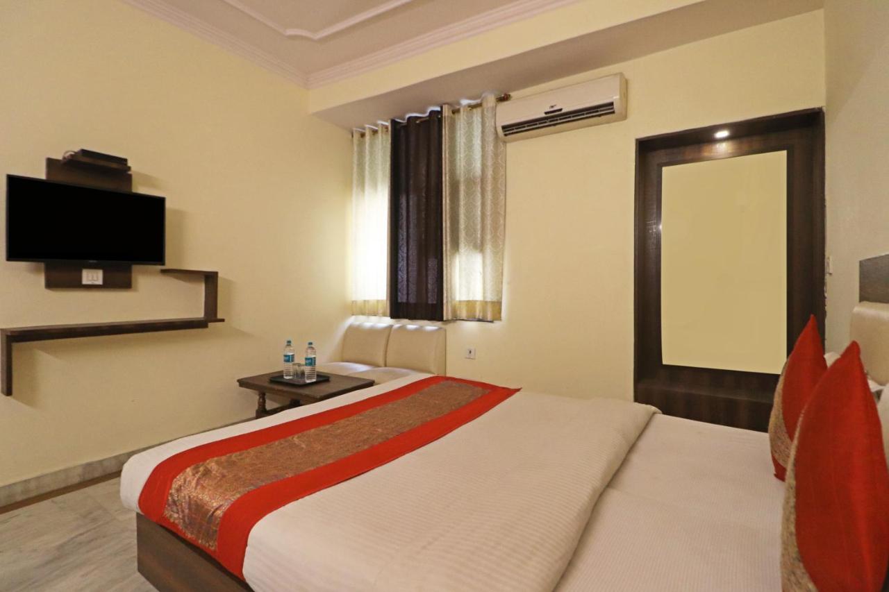 Silver Shine New Delhi - Comfort Stay エクステリア 写真