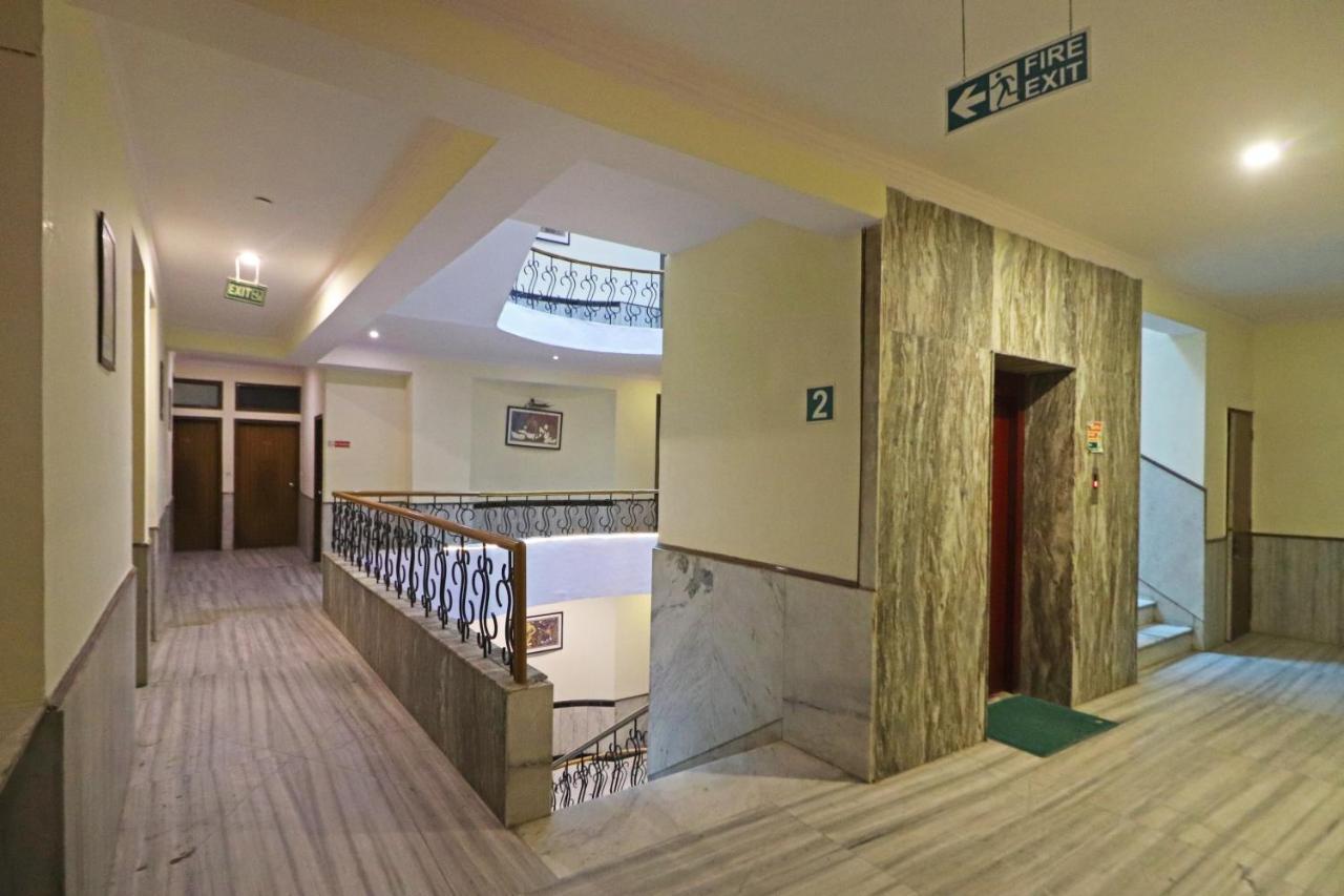 Silver Shine New Delhi - Comfort Stay エクステリア 写真