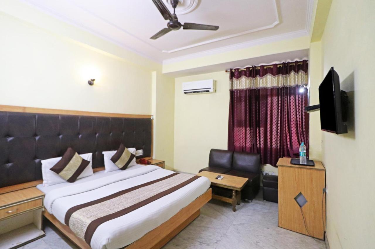 Silver Shine New Delhi - Comfort Stay エクステリア 写真